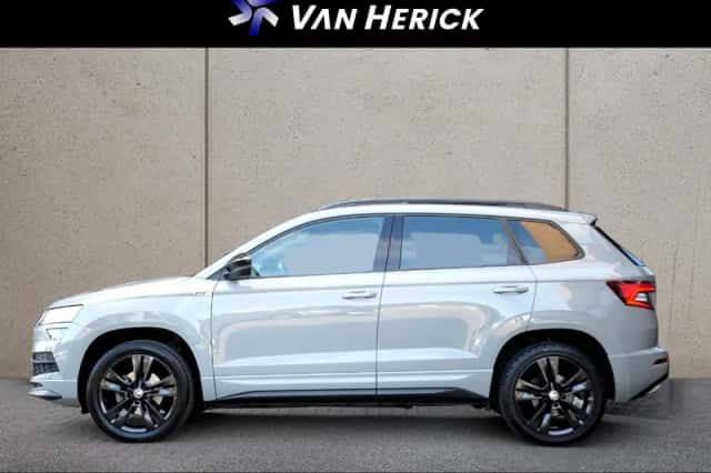 Škoda Karoq (2019) thumbnail 2
