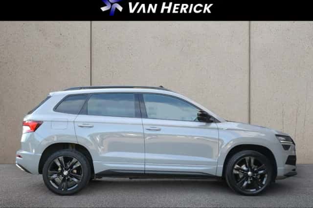 Škoda Karoq (2019) thumbnail 3