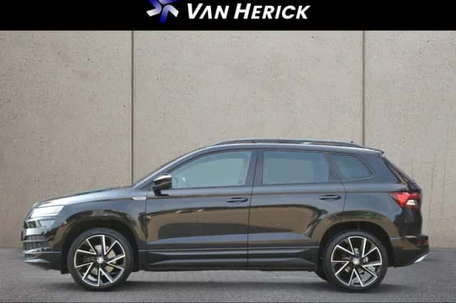 Škoda Karoq (2021) thumbnail 2