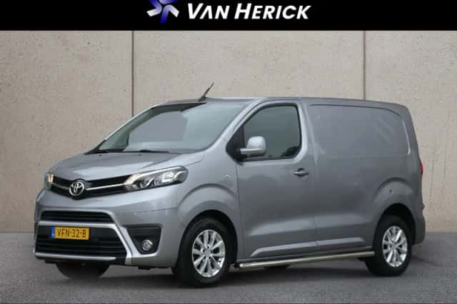 Toyota Proace (2020) thumbnail 1