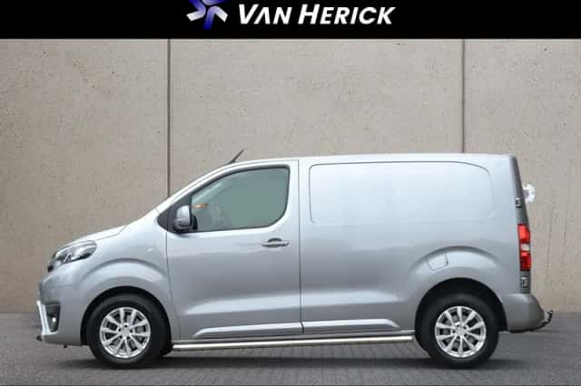 Toyota Proace (2020) thumbnail 2