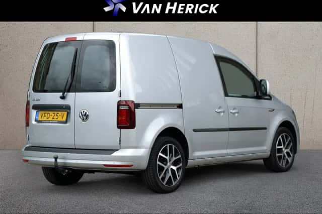 Volkswagen Caddy (2020) thumbnail 4