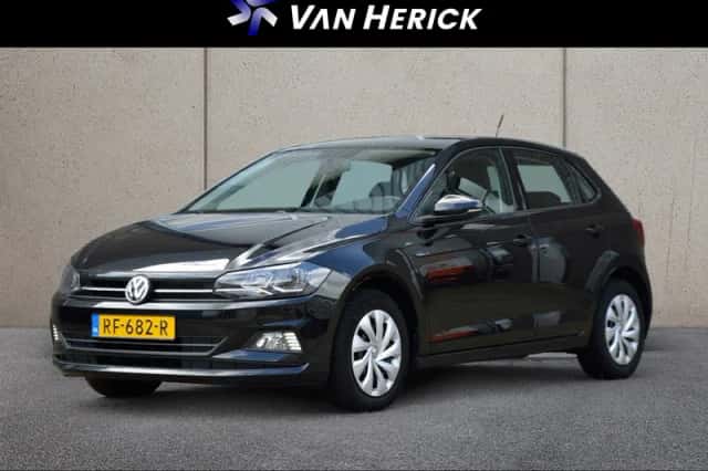Volkswagen Polo (2017) thumbnail 1