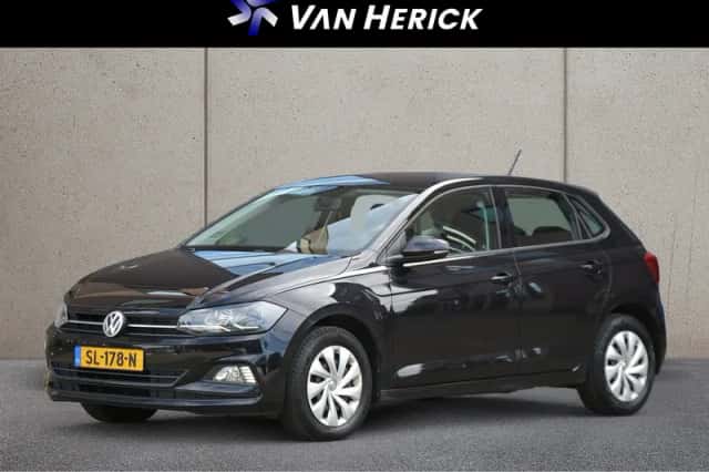 Volkswagen Polo (2018) thumbnail 1