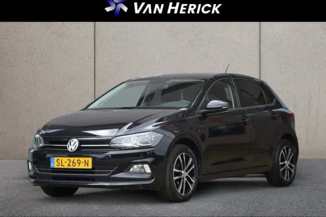Volkswagen Polo (2018) thumbnail 1