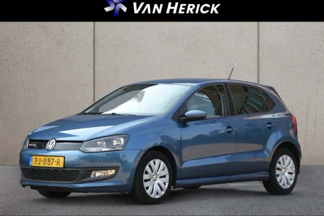 Volkswagen Polo (2017) thumbnail 1