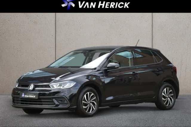 Volkswagen Polo (2022) thumbnail 1