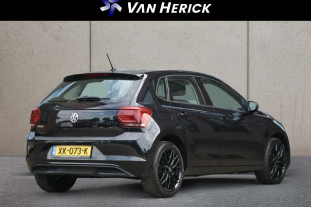 Volkswagen Polo (2018) thumbnail 4
