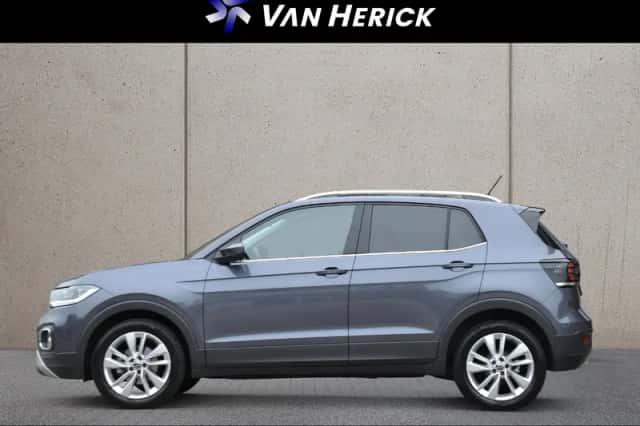Volkswagen T-Cross (2023) thumbnail 2