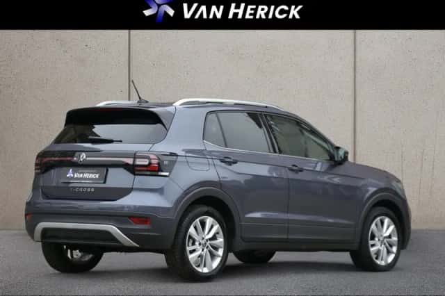 Volkswagen T-Cross (2023) thumbnail 4