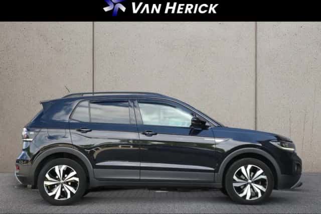 Volkswagen T-Cross (2021) thumbnail 3