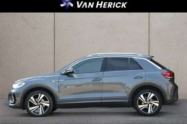 Volkswagen T-Roc (2022) thumbnail 2