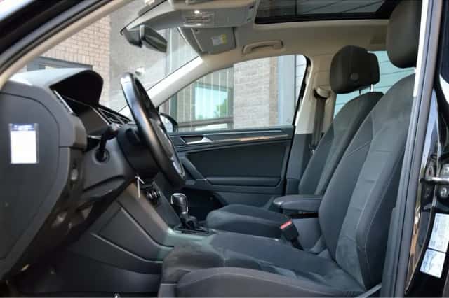 Volkswagen Tiguan (2017) thumbnail 6