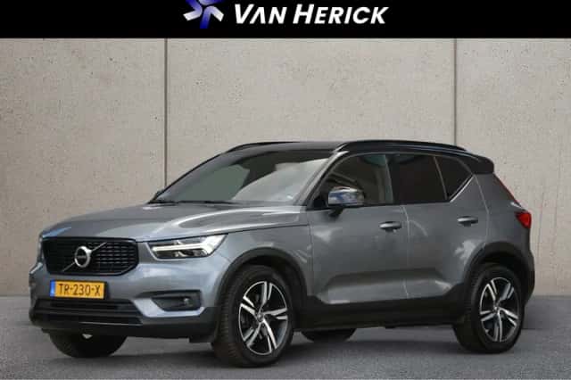 Volvo XC40 (2018) thumbnail 1