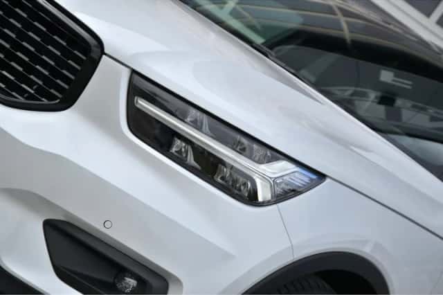 Volvo XC40 (2021) thumbnail 5