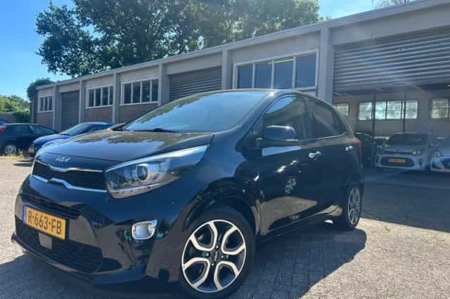 Kia Picanto (2022) thumbnail 6