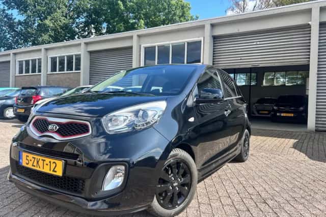 Kia Picanto (2015) thumbnail 6