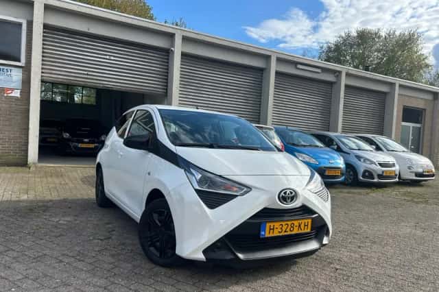 Toyota Aygo (2020) thumbnail 5