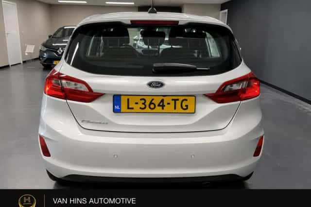 Ford Fiesta (2021) thumbnail 4