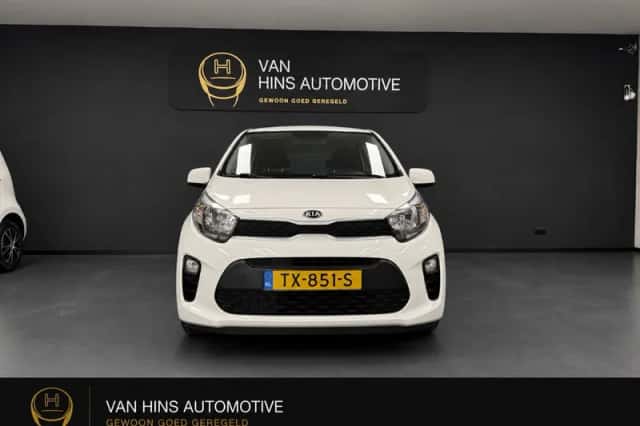 Kia Picanto (2018) thumbnail 3