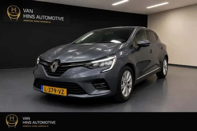 Renault Clio (2021) thumbnail 1