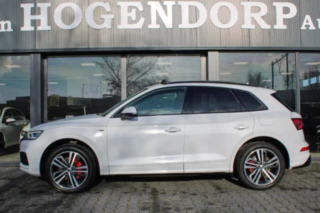 Audi Q5 (2020) thumbnail 4
