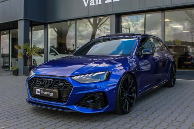 Audi A4 (2021) thumbnail 1