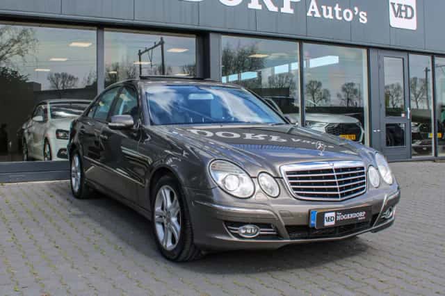 Mercedes-Benz E-Klasse (2007) thumbnail 3