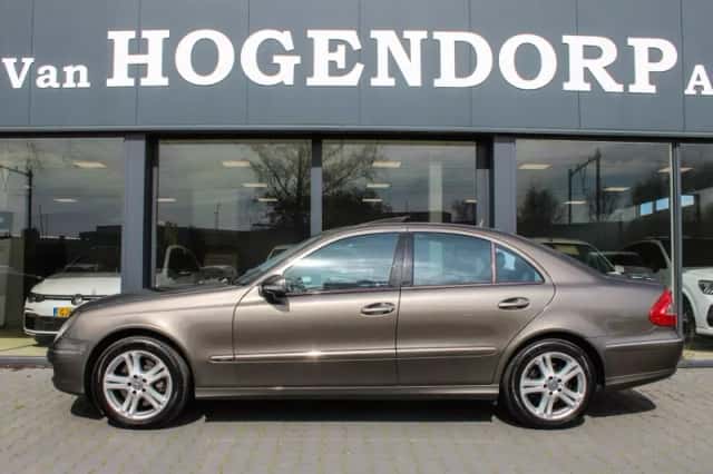 Mercedes-Benz E-Klasse (2007) thumbnail 5