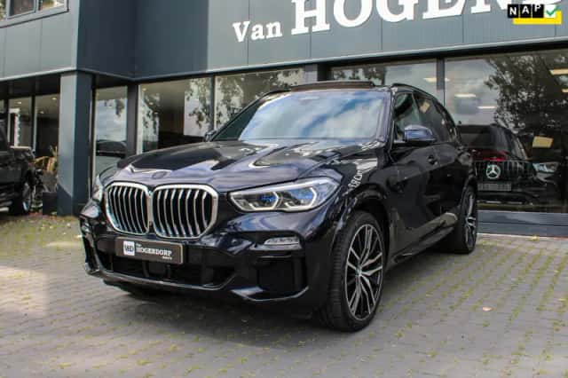 BMW X5 (2019) thumbnail 1