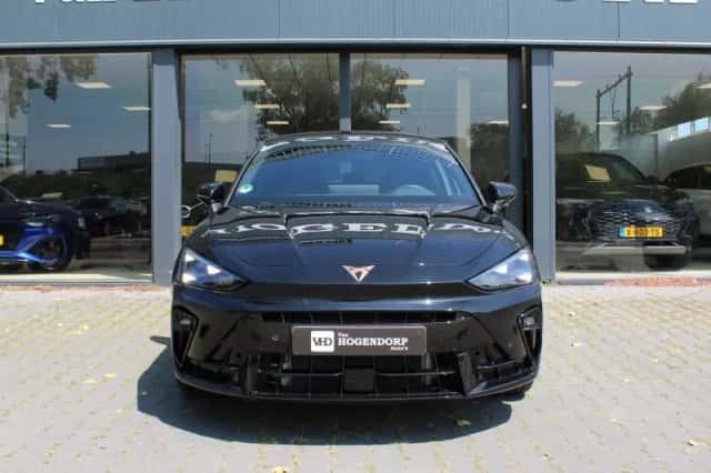CUPRA Leon (2025) thumbnail 2