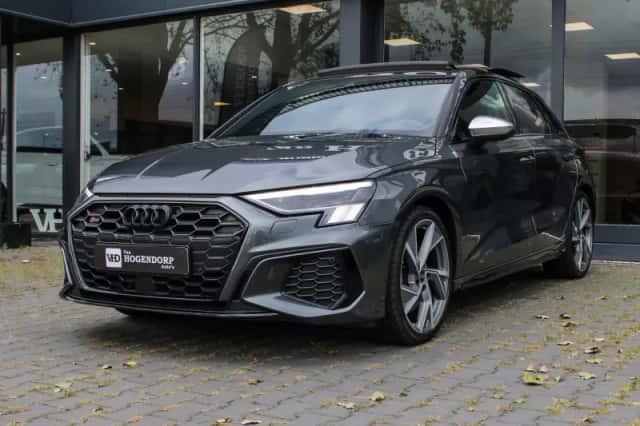 Audi S3 (2023) thumbnail 1