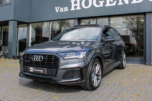 Audi Q7 (2023) thumbnail 1