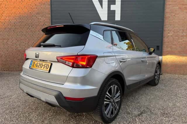 SEAT Arona (2020) thumbnail 2