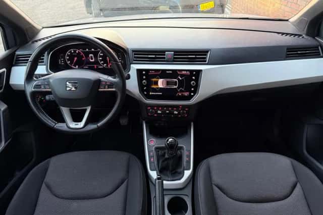 SEAT Arona (2020) thumbnail 4
