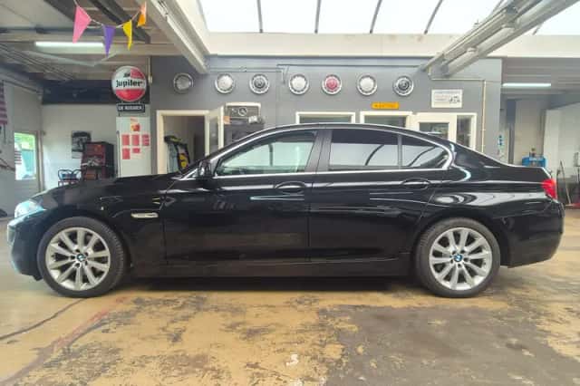 BMW 5-Serie (2013) thumbnail 2