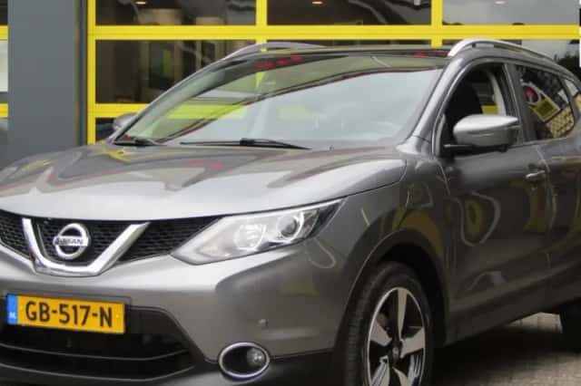 Nissan Qashqai (2015) thumbnail 1