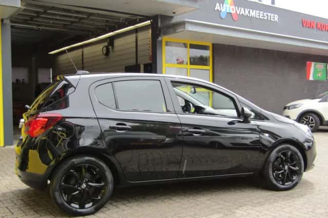 Opel Corsa (2018) thumbnail 3