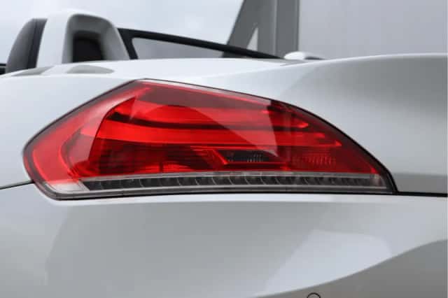 BMW Z4 (2013) thumbnail 16