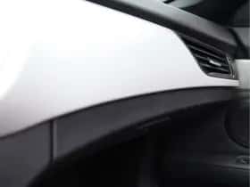 BMW Z4 (2013) thumbnail 51