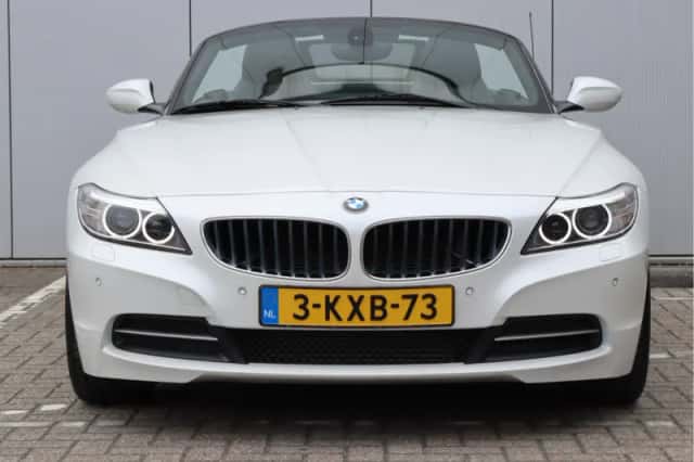BMW Z4 (2013) thumbnail 7