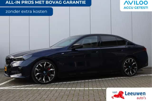 BMW i5 (2023) thumbnail 1