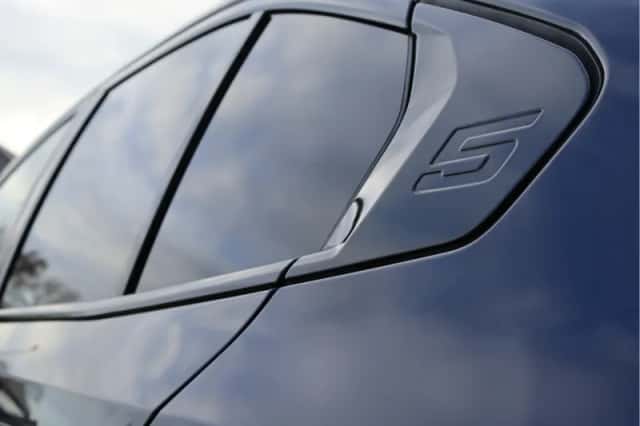 BMW i5 (2023) thumbnail 20
