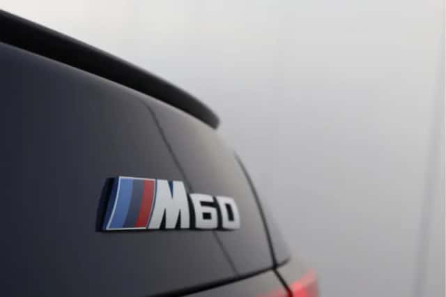 BMW i5 (2023) thumbnail 24