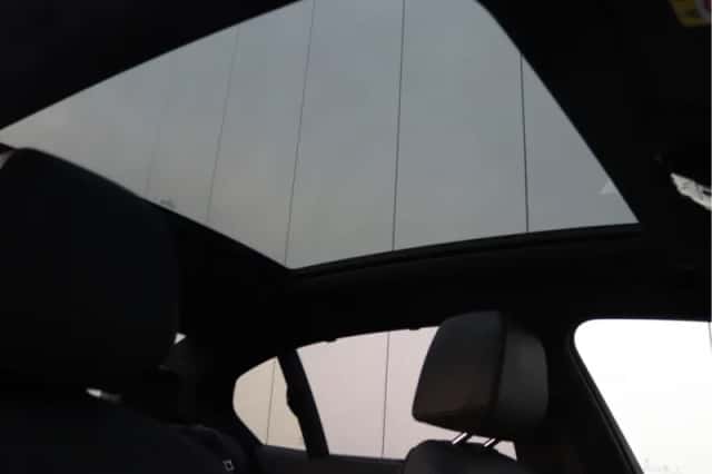 BMW i5 (2023) thumbnail 39