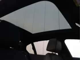 BMW i5 (2023) thumbnail 39