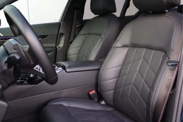 BMW i5 (2023) thumbnail 5