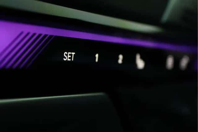 BMW i5 (2023) thumbnail 46