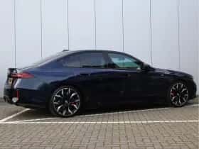 BMW i5 (2023) thumbnail 6