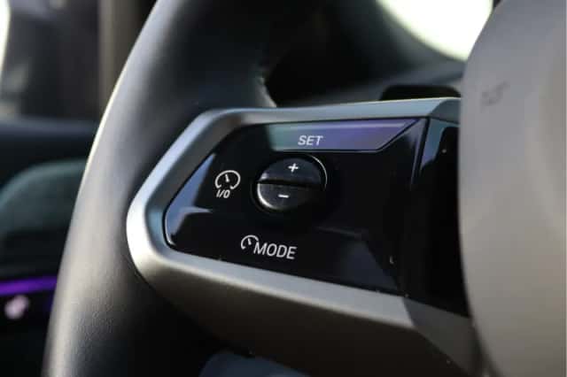 BMW i5 (2023) thumbnail 53